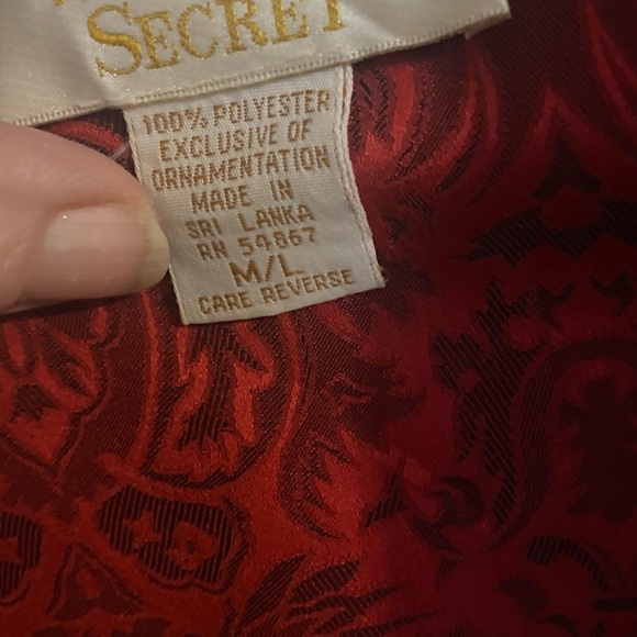 Victoria's Secret Red and Black Robe gorgeous - Picture 7 of 7